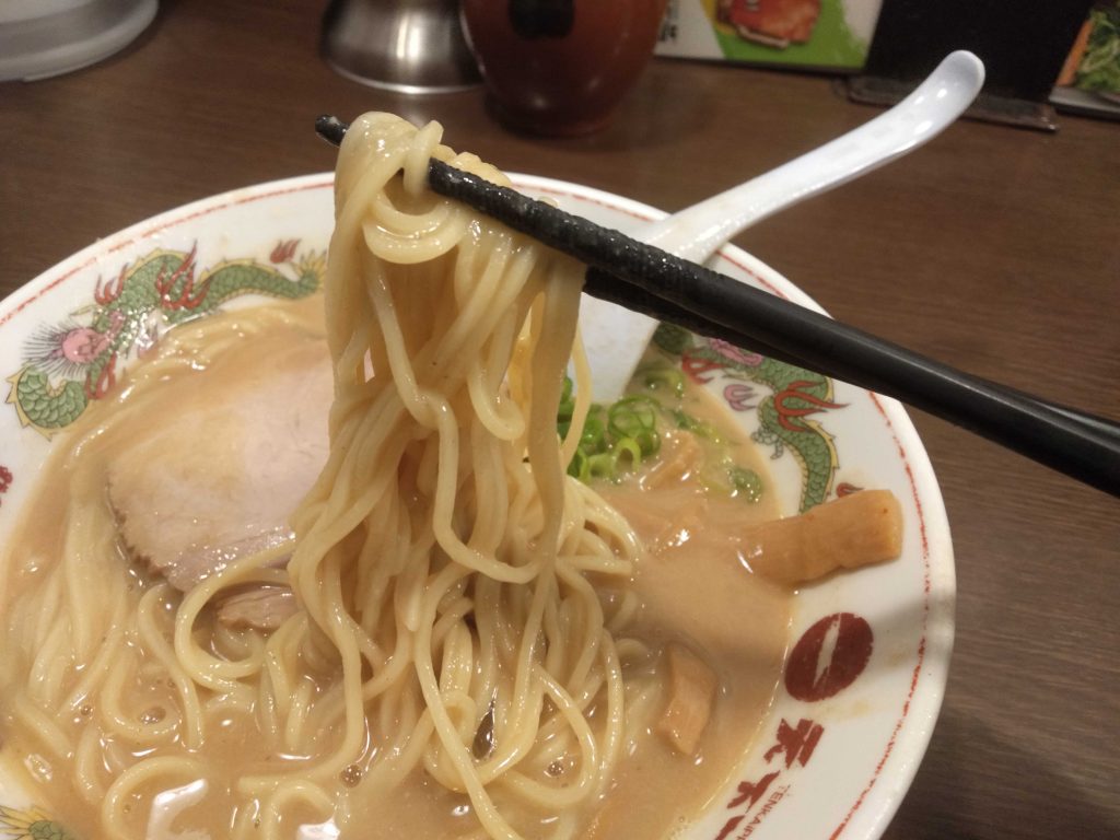 天下一品 渋谷店 こってりラーメンのセットメニューを食レポ 東京らーめんブログ 美味しいおすすめラーメンが見つかる情報サイト